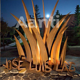 Escultura Homenaje a José Luis Lag Caravaca de la Cruz